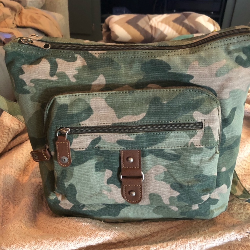 New camo purse